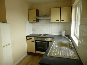 Photo 5- click for photo gallery